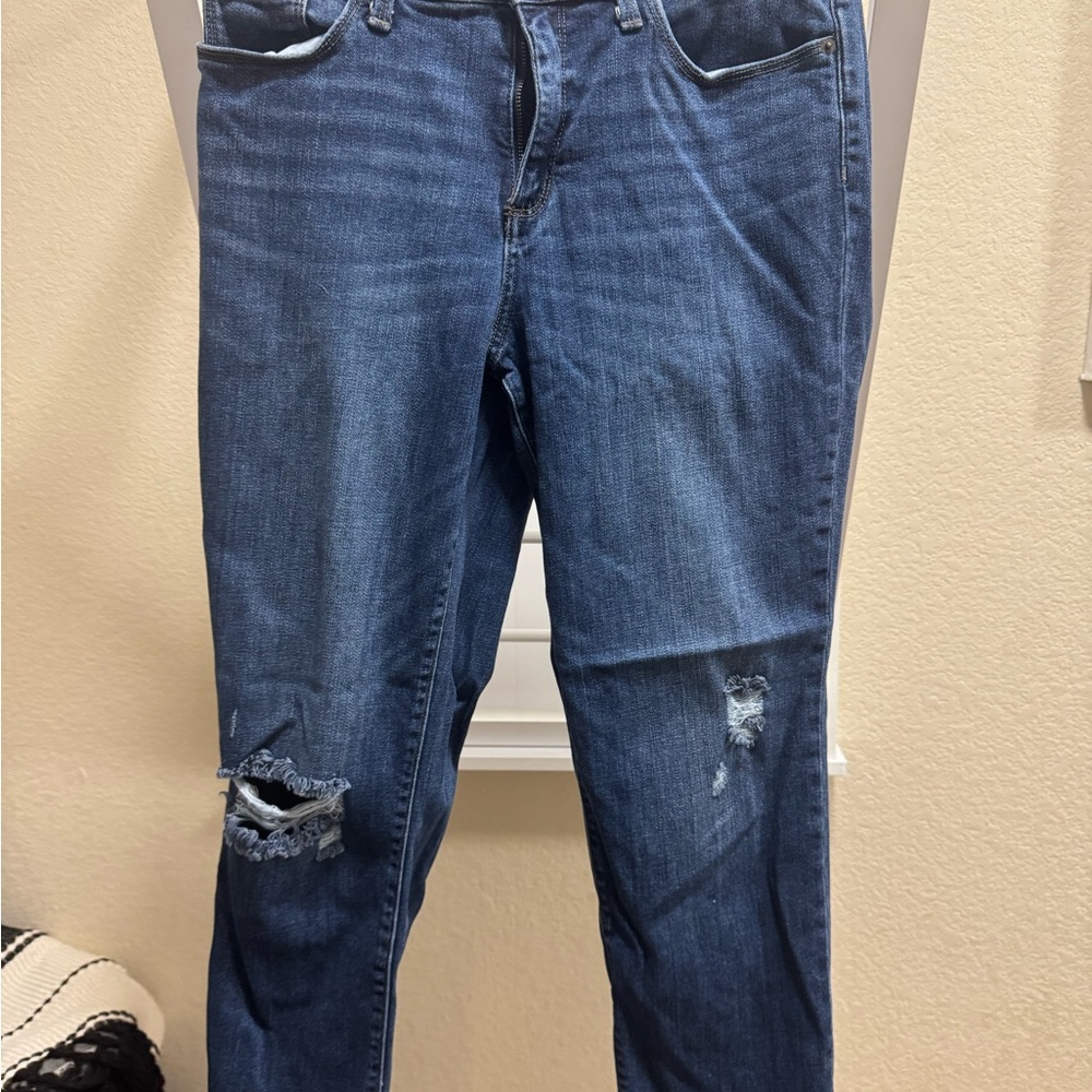 Universal Thread Blue Distressed Boyfriend Jeans